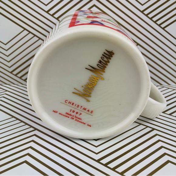 Vintage 1997 Neiman Marcus Holiday Christmas Mug 🌲 - Picture 4 of 5